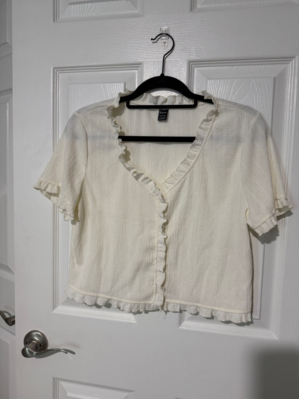 SHEIN Cream Ruffle-Trim Short Sleeve Crop Top